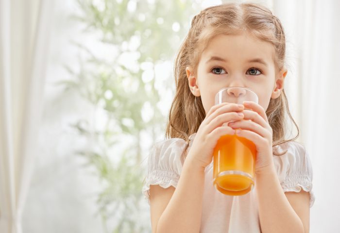 Свежевыжатый сок для детей польза и вред